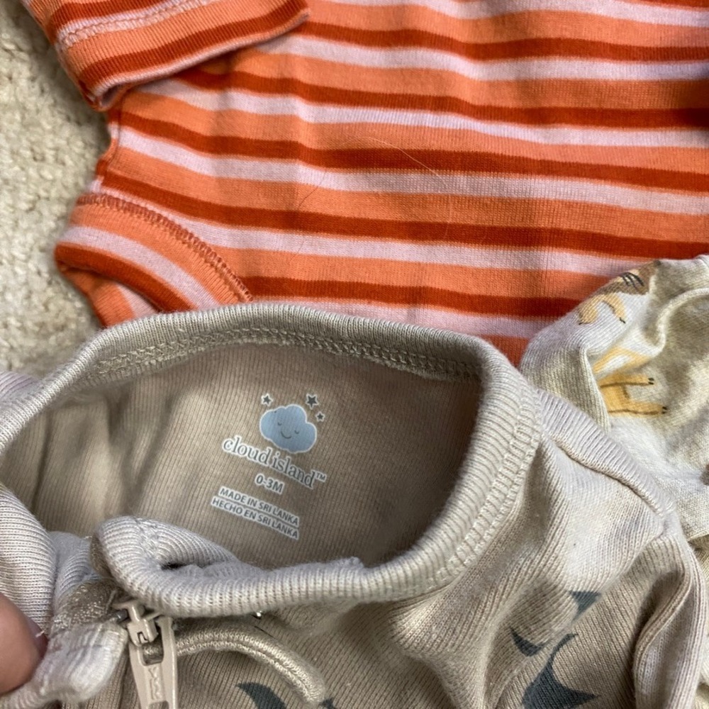 Baby Boy Clothing Bundle 0-3M Assorted Brands Animals Casual Sleep Comfort - Picture 3 of 7